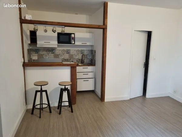 Appartement Location Nantes 1p 25m² 465€