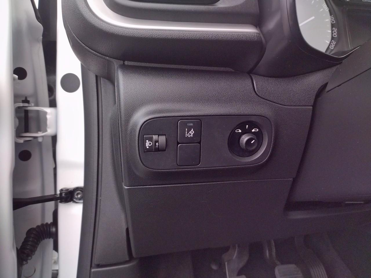 Citroën C3 societe pure tech 83 s&s bvm feel — photo 22