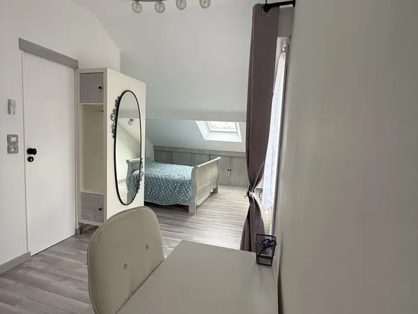 Chambre meublée à louer en colocation à Carrières-sur-Seine