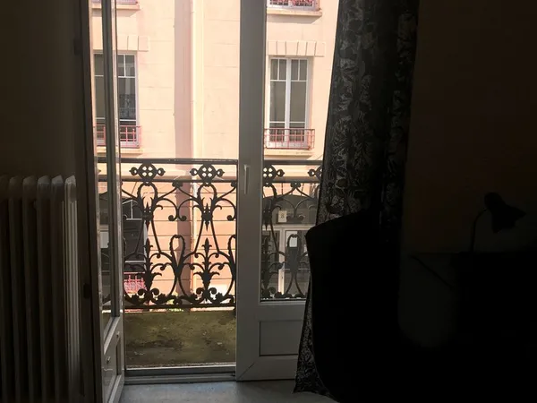 A louer F2 meublé centre Vichy