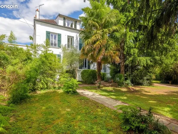 Maison 10 pièces 170 m²