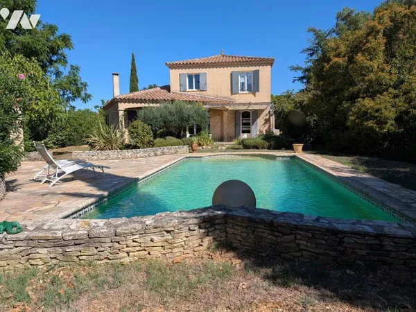 Maison 8 pièces 130 m²