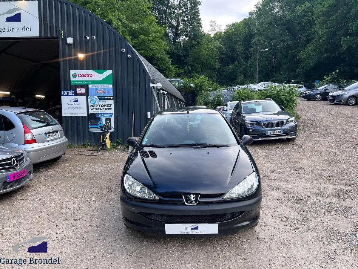 Peugeot 206 occasion - Essence - 2004 - 190 000 km - 3 400 € - Sathonay-Camp (Rhône) 992786245195 — photo 5