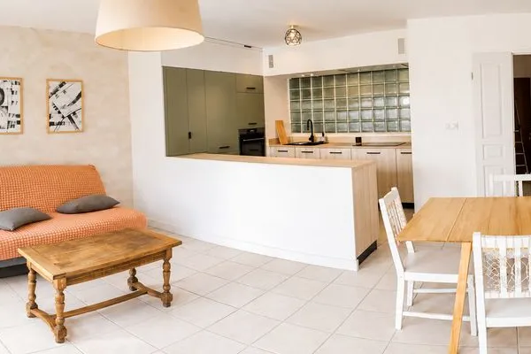 Appartement T2 bis meublé 54 m² - Rezé, proche Sèvre - Parking et loggia