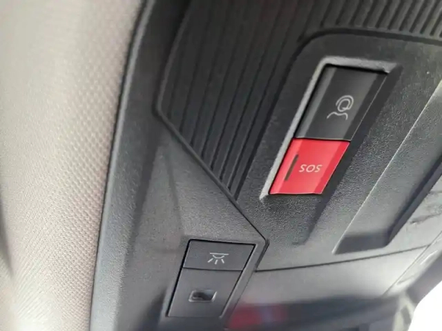 Peugeot 308 hybrid 145 e-dcs6 — photo 90