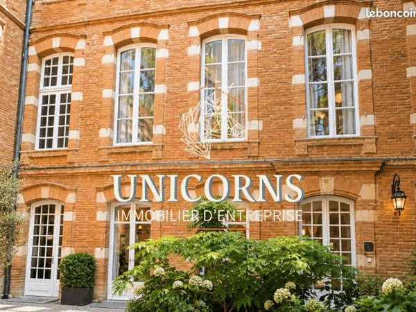 Bureaux 97 m²
