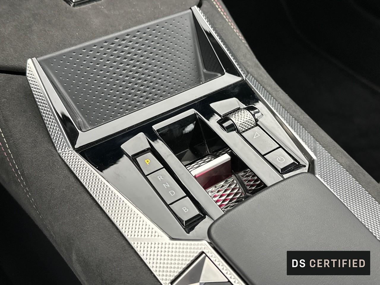 Ds Ds 4 hybride e-tense 225 eat8 performance line — photo 35
