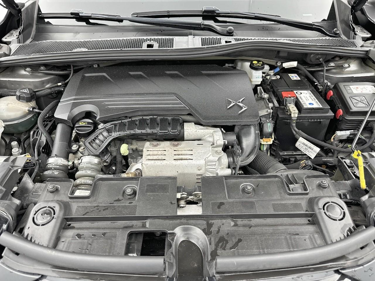 Ds Ds 3 crossback puretech 155 eat8 louvre — photo 13