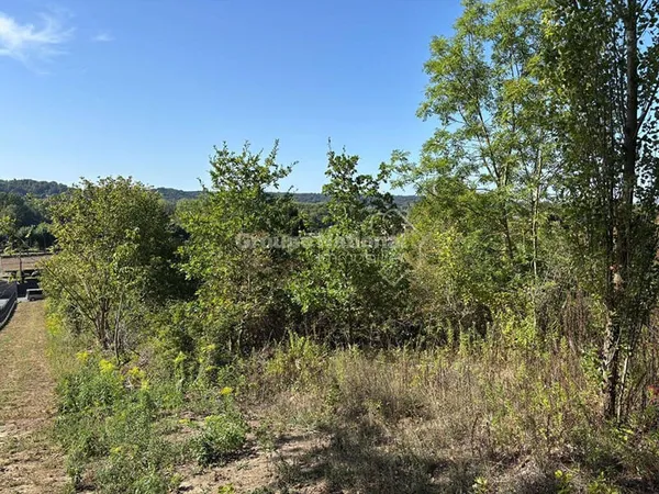 Terrain constructible 1390 m²