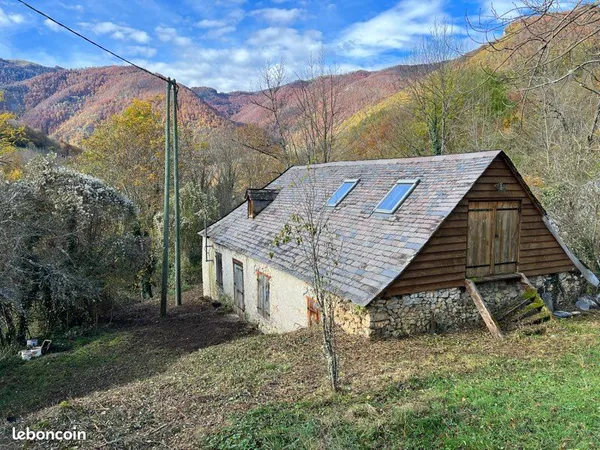 Bergerie ensoleillée Vallée de la Haute-Bellongue, au coeur du Couserans