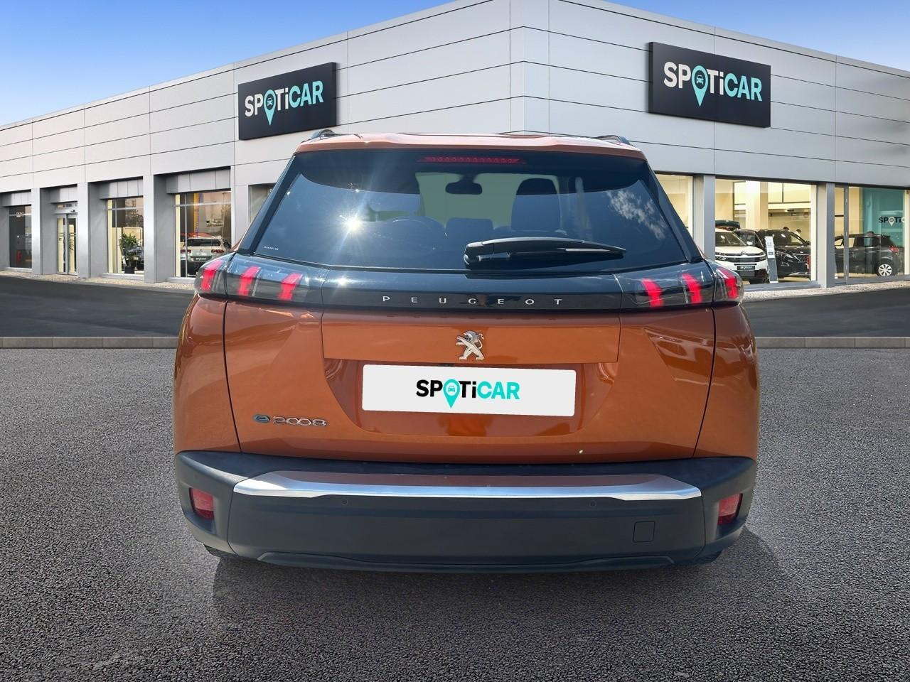 Peugeot 2008 e-2008 136ch style — photo 5
