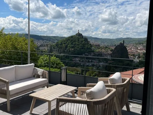 Maison Location Aiguilhe 4p 93m² 1325€