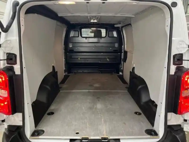Toyota Proace long double 2.0 d-4d 140 start pack confort mc24 — photo 12