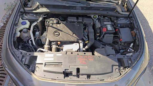 Peugeot 508 1.5 BlueHDi 130 EAT8 - Allure – 2021 – 142335 km – Diesel – Boîte Automatique — photo 20