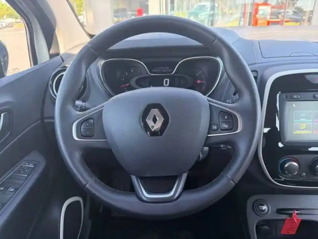 Renault Captur dci 90 e6c — photo 9
