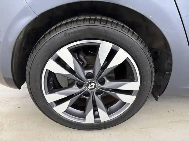 Renault Megane mégane iv berline tce 140 energy — photo 31