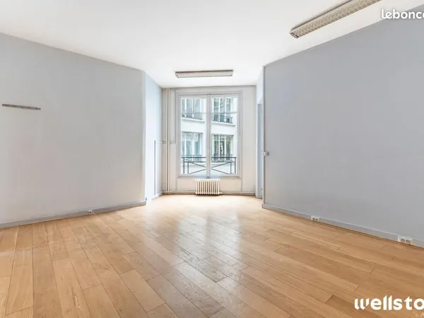 Bureau 36 m²