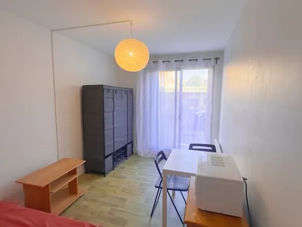 Studio meublé