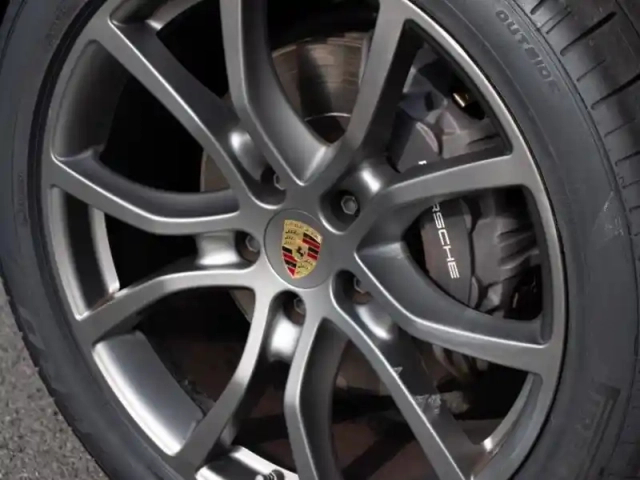 Porsche Cayenne coupé 3.0 v6 462ch e-hybrid — photo 12