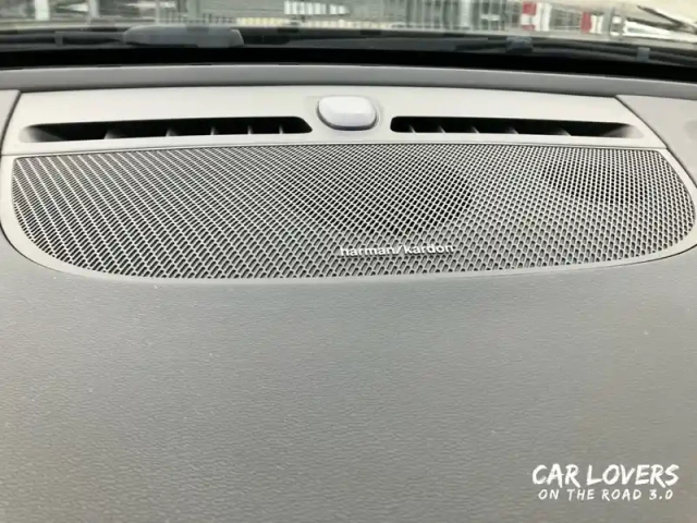 Volvo Xc40 t4 recharge 129+82 ch dct7 — photo 21
