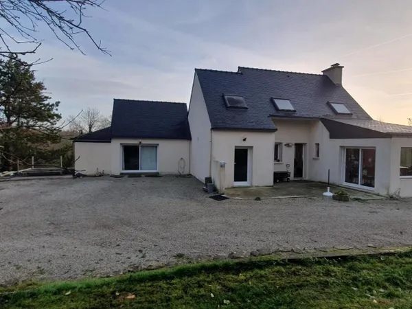 Maison 5 pièces 160 m²