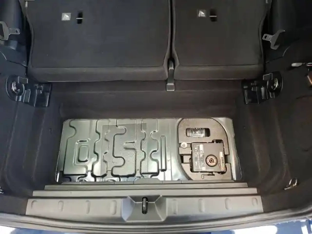 Mini Mini hatch 3 portes cooper 136 ch dkg7 — photo 9