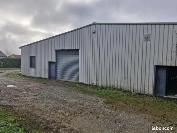 Local d'activité 150 m²