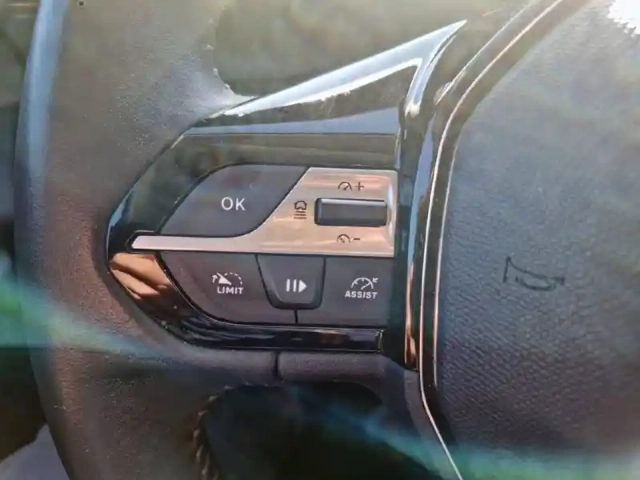 Peugeot 308 sw puretech 130ch s&amp;s bvm6 — photo 20