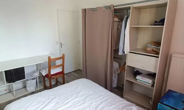 Chambre de 12m2 à louer sur Ennery