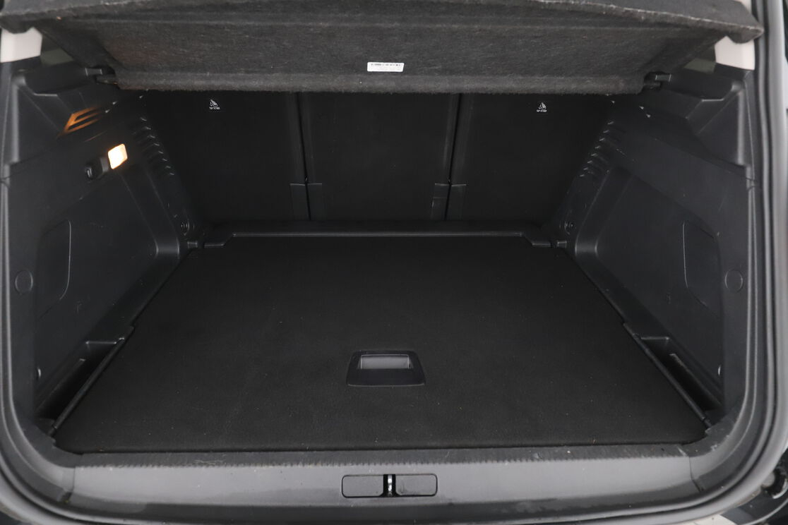 Citroen C5 Aircross 1.2 PureTech Shine Pack EAT8 — photo 16