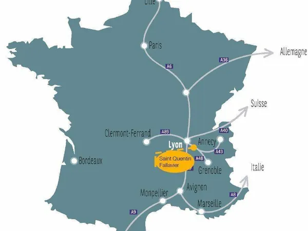 Entrepôt 12079 m²