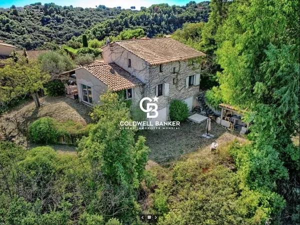 Vence - Charmante maison à rénover