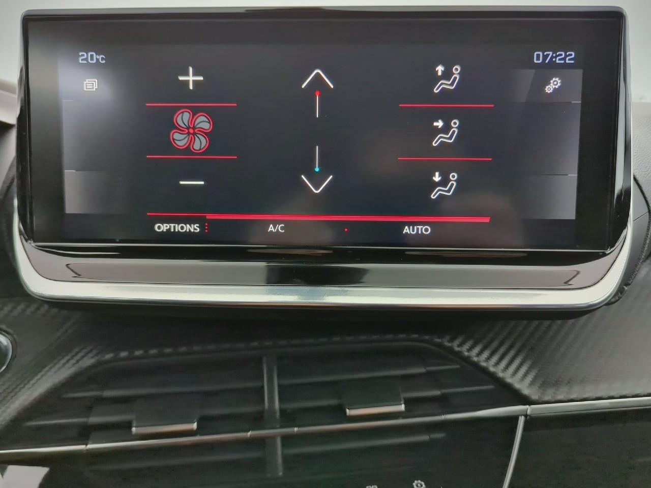 Peugeot 2008 puretech 130 s&s bvm6 allure — photo 18