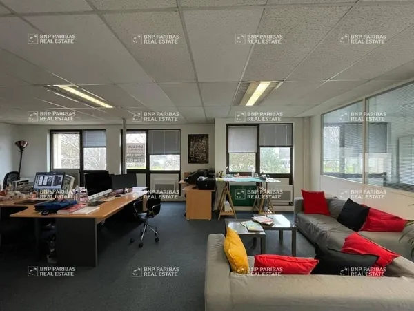 Bureaux 315 m²