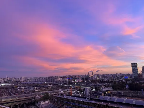 Location PARIS 12e -F2 de 45 m² avec terrasse 40 m² sans vis à vis, vue exceptionnelle sur Paris