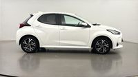 Toyota Yaris 116h Design 5p MC24 — photo 4