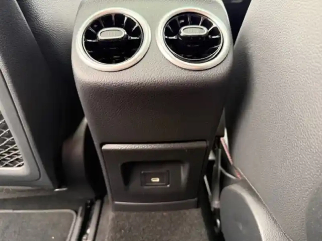 Mercedes Classe A 200 amg line — photo 18