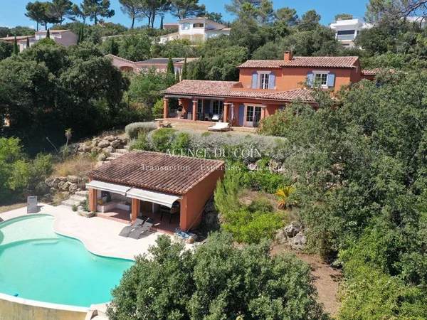 Villa 9 pièces 199 m²
