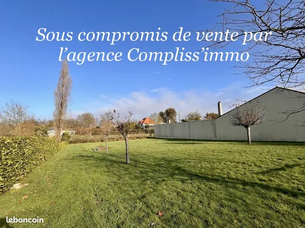 Terrain 800 m² Brains