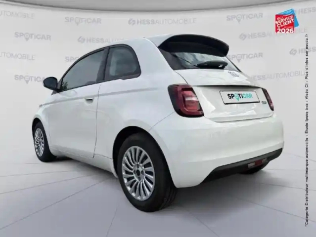 Fiat 500 e 95ch action — photo 8