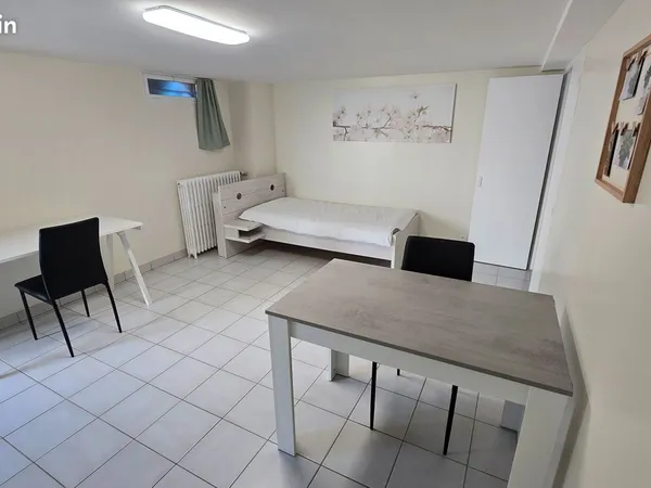 A LOUER - STUDIO MEUBLE INDEPENDANT, CHEZ L'HABITANT - 25m² - QUARTIER SAINTE THERESE/SUD GARE