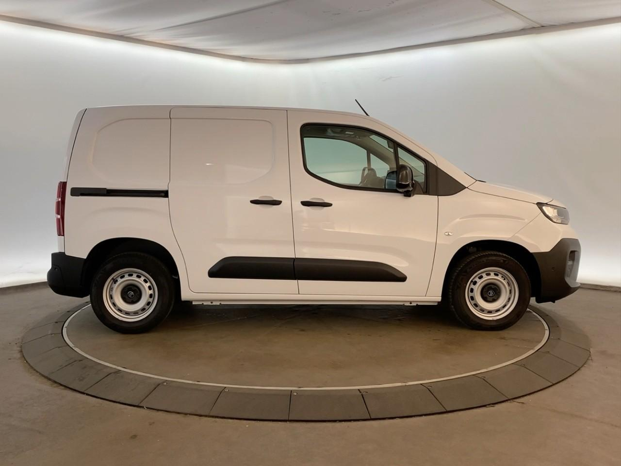Citroën Berlingo van m diesel 100 ch manuelle — photo 4