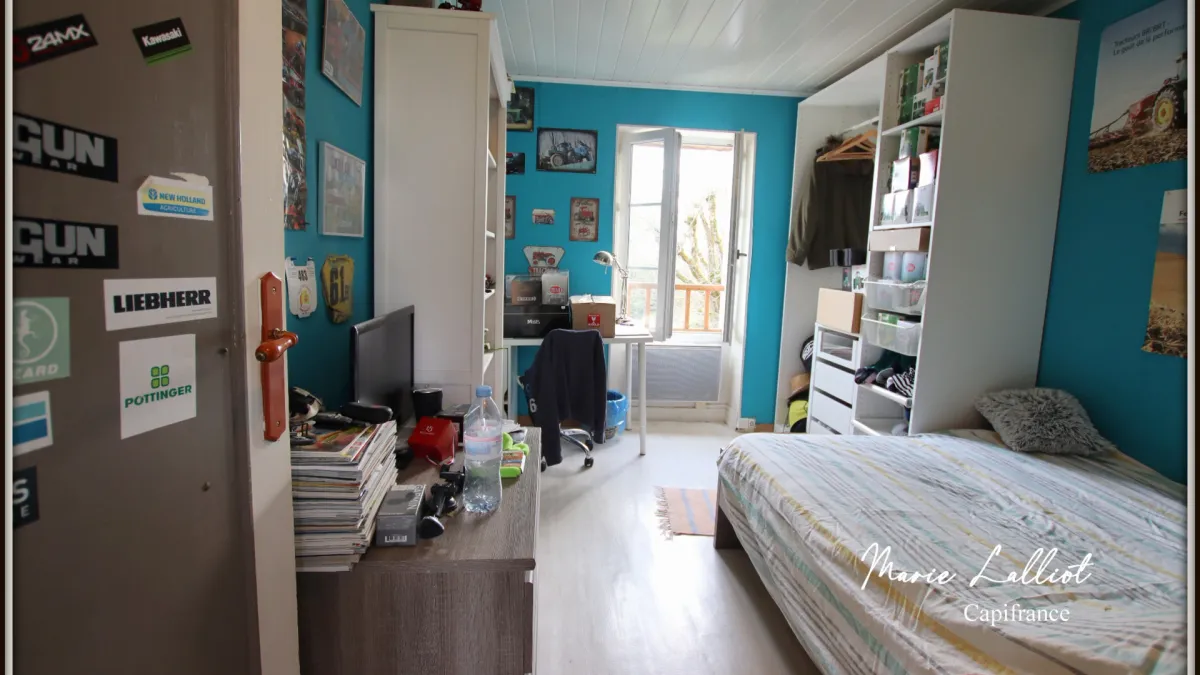 Photo 10