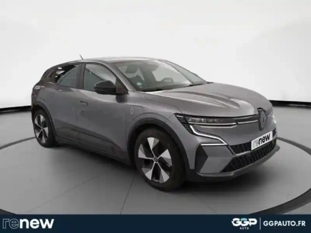 Renault Megane e-tech electric ev60 220ch equilibre optimum charge — photo 7