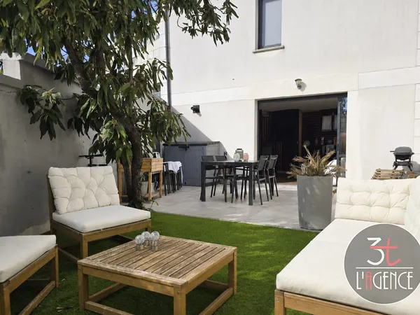MAISON CONTEMPORAINE 150 M²