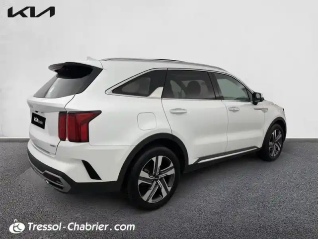Kia Sorento 1.6 t-gdi hybride rechargeable 265 ch 5pl 4x4 bva6 design — photo 2