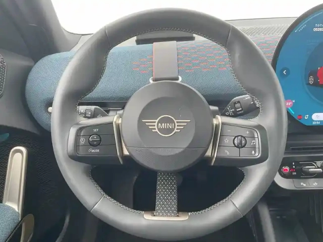 Mini Aceman se 218 ch — photo 90