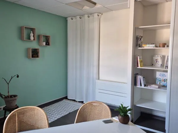 Bureau paramédical en pôle santé