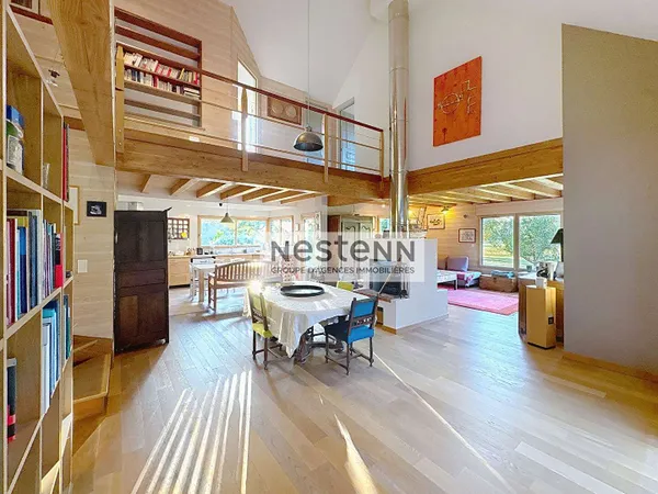 Maison 8 pièces 250 m²