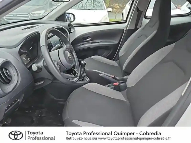 Toyota Aygo X 1.0 vvt-i 72ch dynamic my23 — photo 11